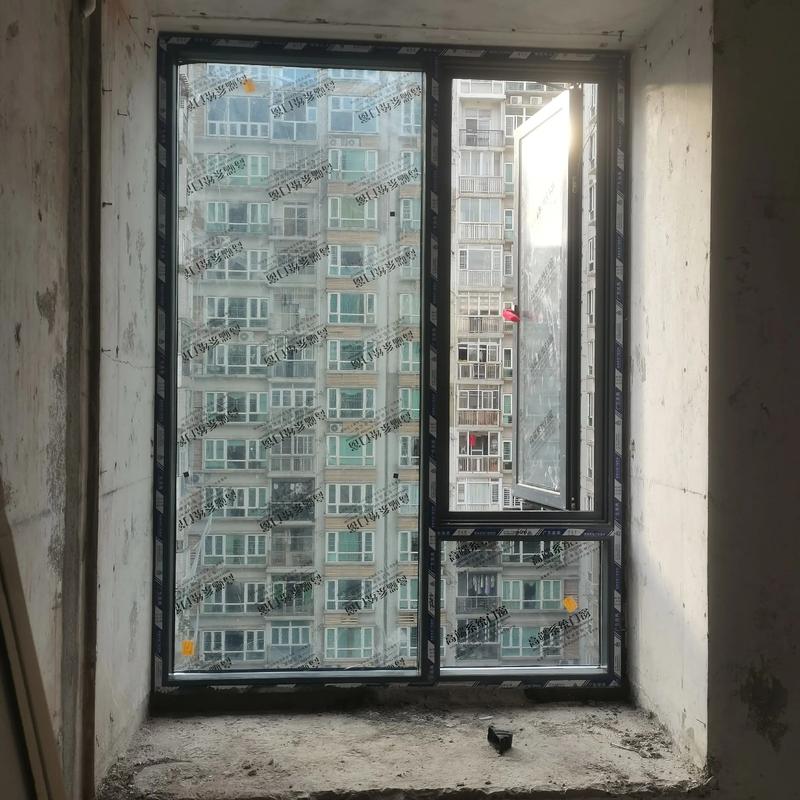 精工细作，焕新升级——论复试楼三层塑钢窗至110断桥铝系统门窗的金属门窗工程施工