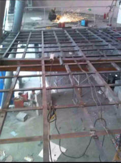 栏杆、护栏、钢结构大门与门窗服务——金属门窗工程施工全解析